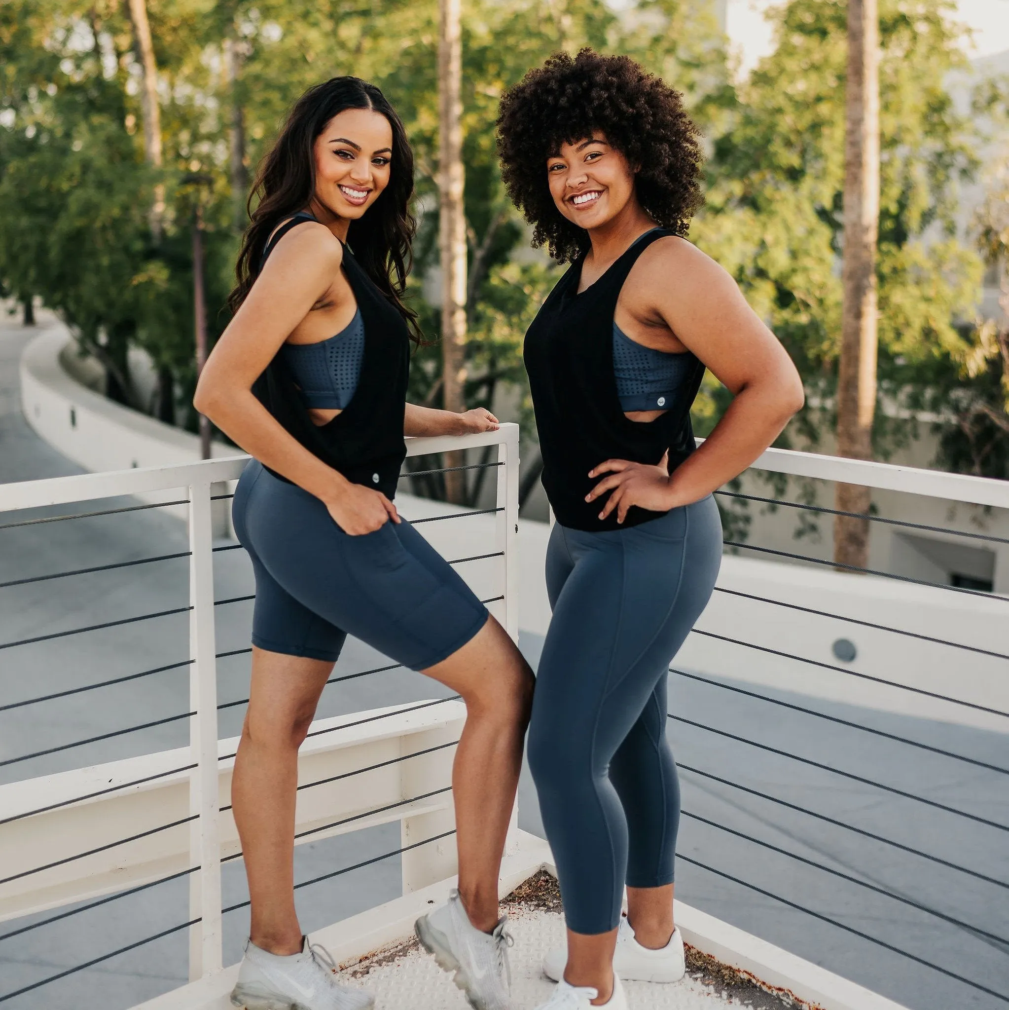 Shakti 7/8 Capris - Light Navy