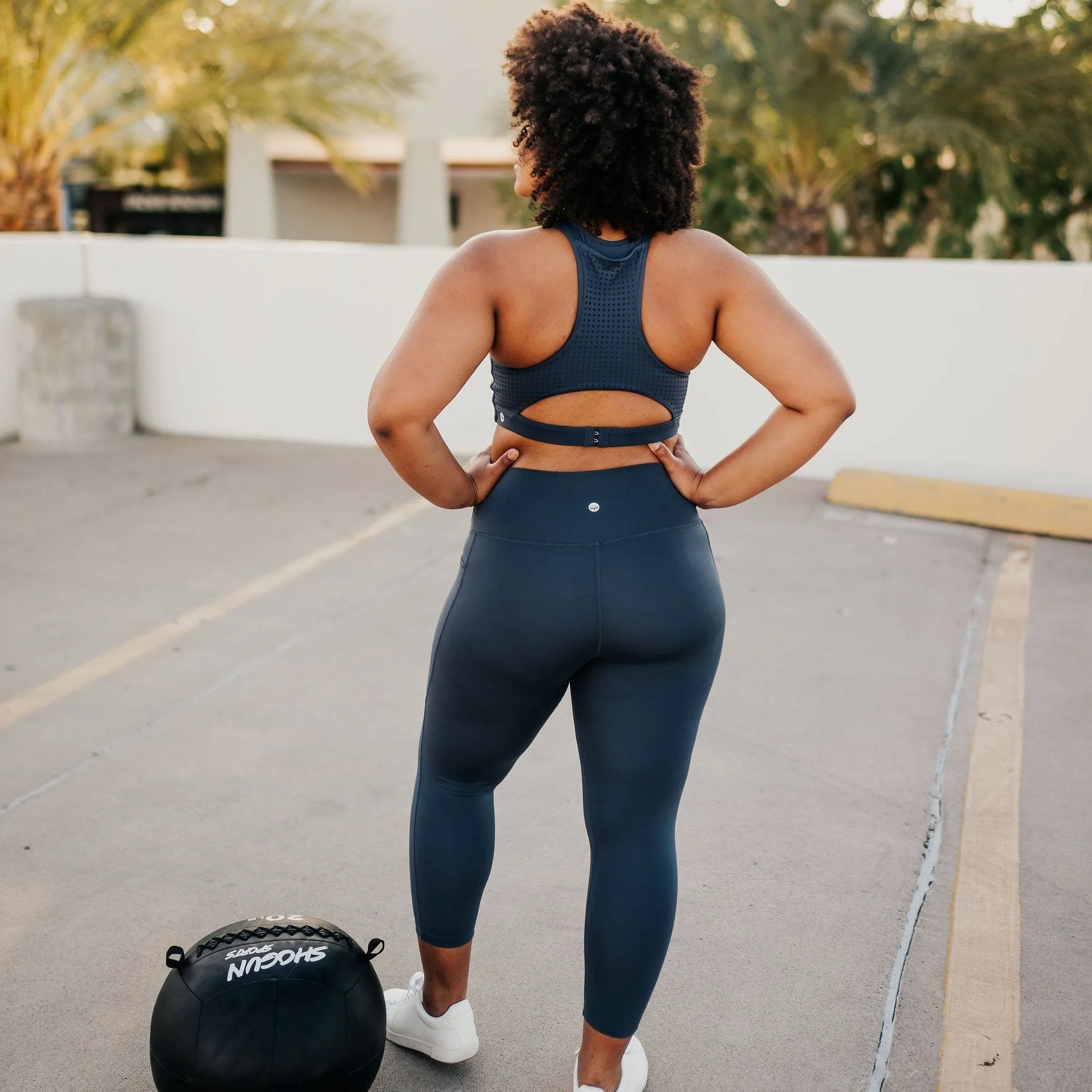Shakti 7/8 Capris - Light Navy