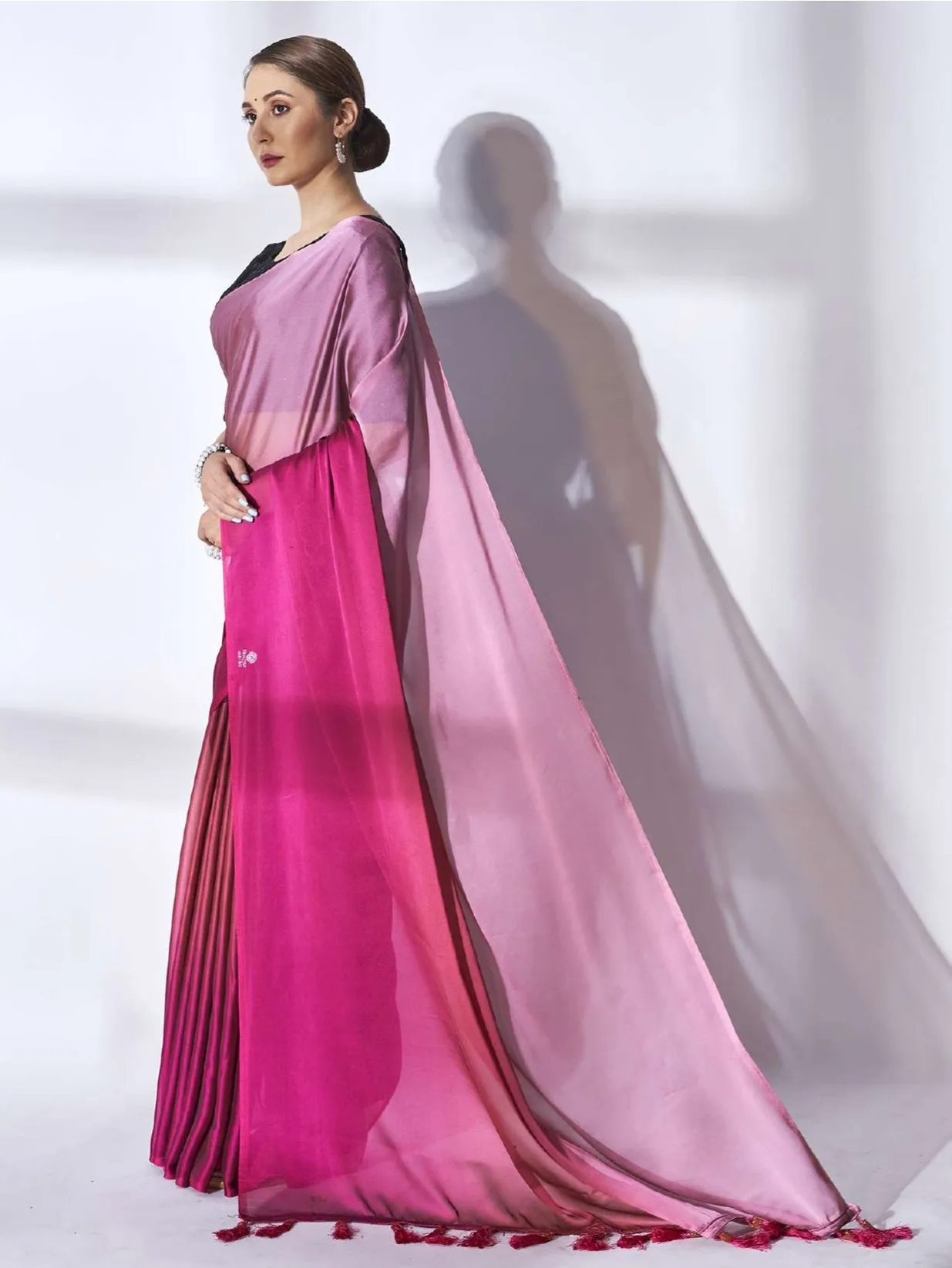 Women Party Wear Printed Pink Colour Rangoli Silk Saree Collection